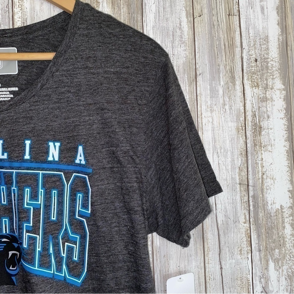 Carolina Panthers Women’s Large Heather Gray Tee NWT NFL Graphic Football Shirt - Picture 4 of 5